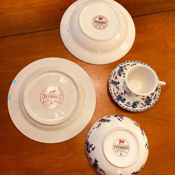 White Star Line Chinese porcelain 2nd Class Titanic reproduction dinnerware - Picture 11 of 15